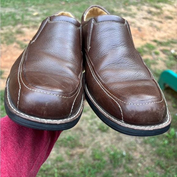 Johnston & Murphy Rich Brown Leather Slip-Ons - Picture 13 of 16